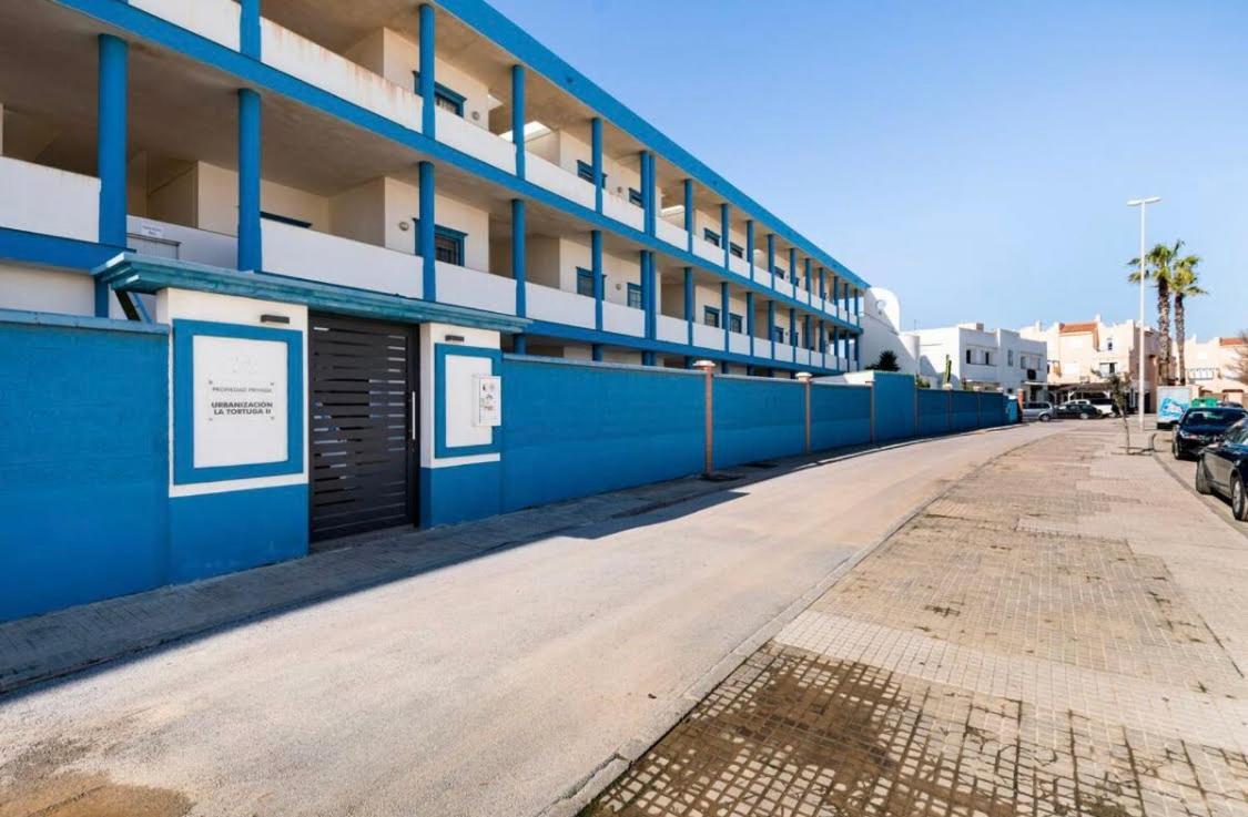 Apartamento La Tortuga II Beach Tarifa Exterior photo